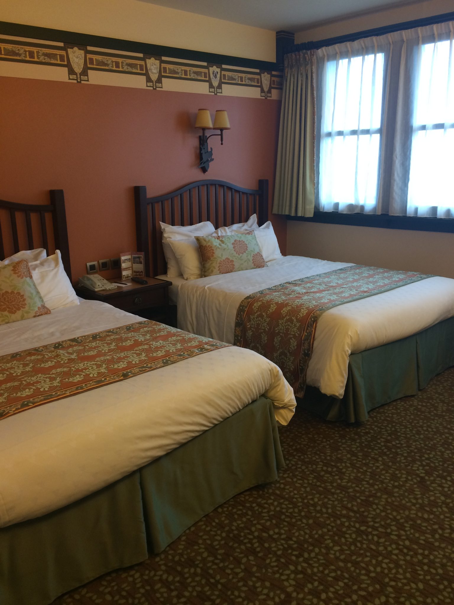 Golden Forest Club – Sequoia Lodge Hotel Review Disneyland Paris